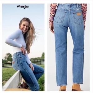 Wrangler Wild West High Rise Straight Jeans Light Wash 30x28
